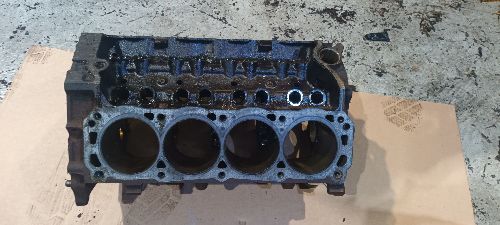 FORD 302 V8 COFFEE TABLE