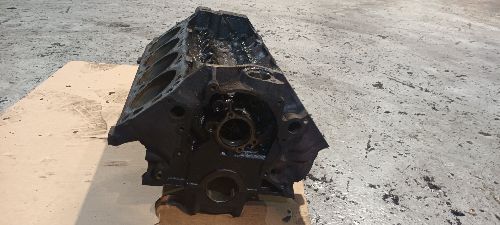 FORD 302 V8 COFFEE TABLE