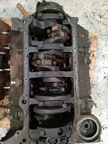 CHEVY 350 5.7 V8 906 VORTEC HEADS PETROL ENGINE