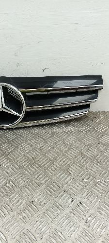 2005-2009 MERCEDES CLK CLK220 CDI SPORT FRONT GRILLE