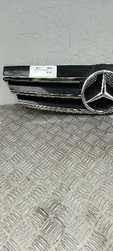 2005-2009 MERCEDES CLK CLK220 CDI SPORT FRONT GRILLE