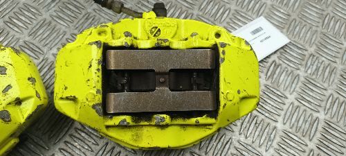 SUBARU IMPREZA WRX STi PAIR OF BREMBO REAR YELLOW CALIPERS